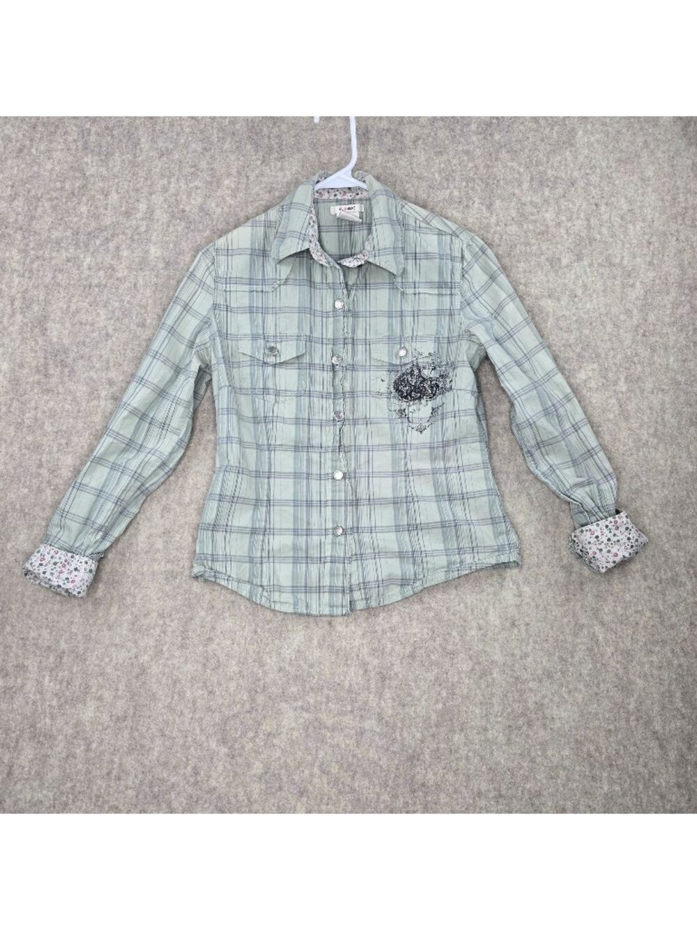 Flowers Womens Button Down Green Plaid Shirt Size M Floral Accents Slim Fit
